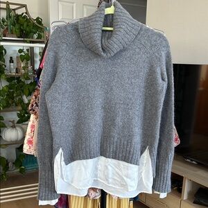 Magaschoni Cashmere. Size Small. 100% Cashmere. Excellent Condition. PTP: 21”.